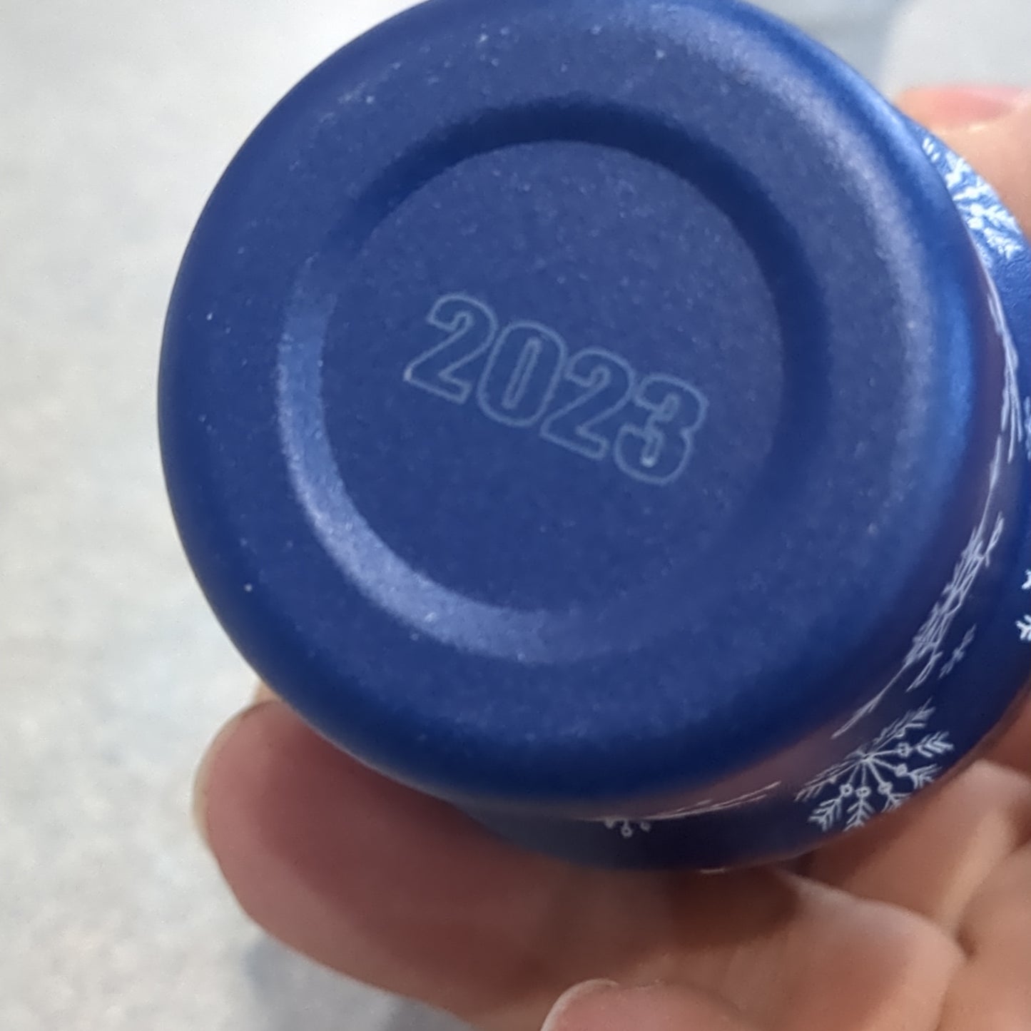 Shot glass / mini Tumbler for dolls and Barbies blue snowflake