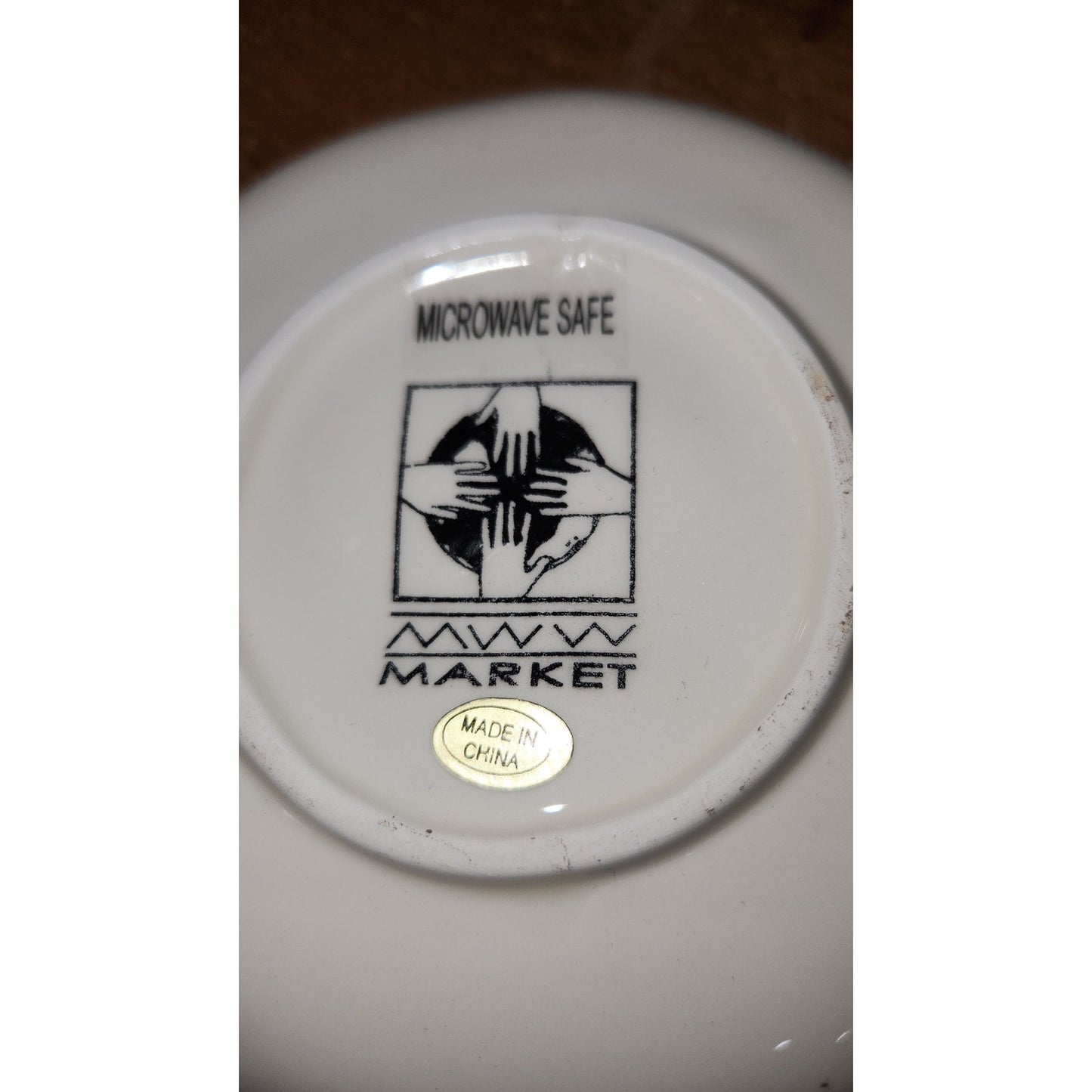 MWW Market Reindeer Plates set of 3 Photo has 4 but includes only 3