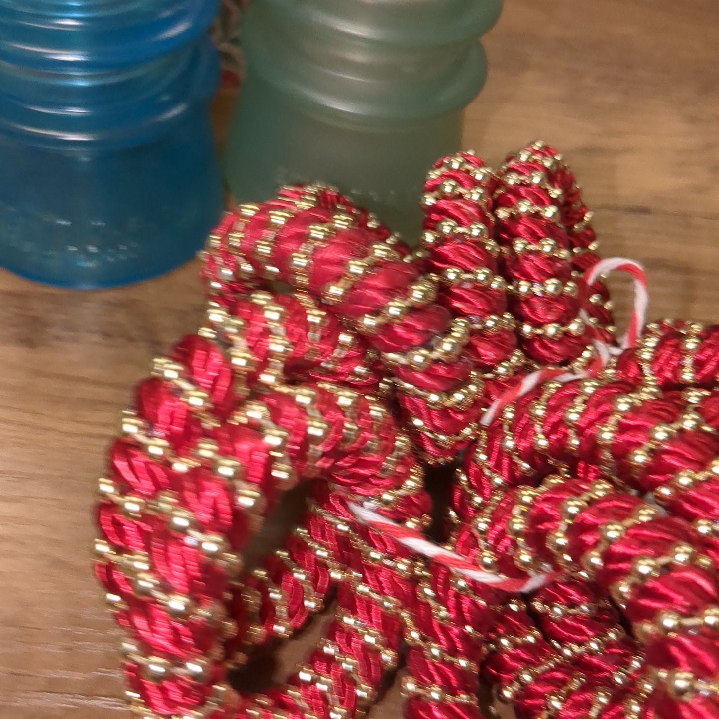 Napkin Rings Red and Gold Set of 8