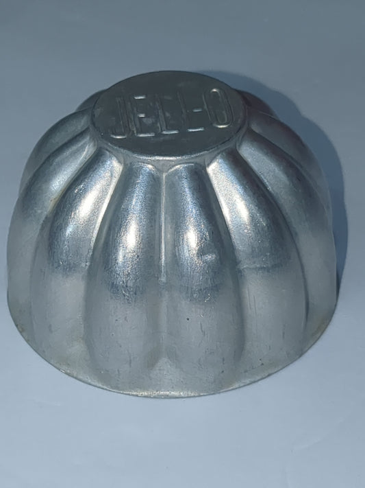 Vintage Jell-O Aluminum Molds Scalloped and fluted Cup set of 8 alu643
