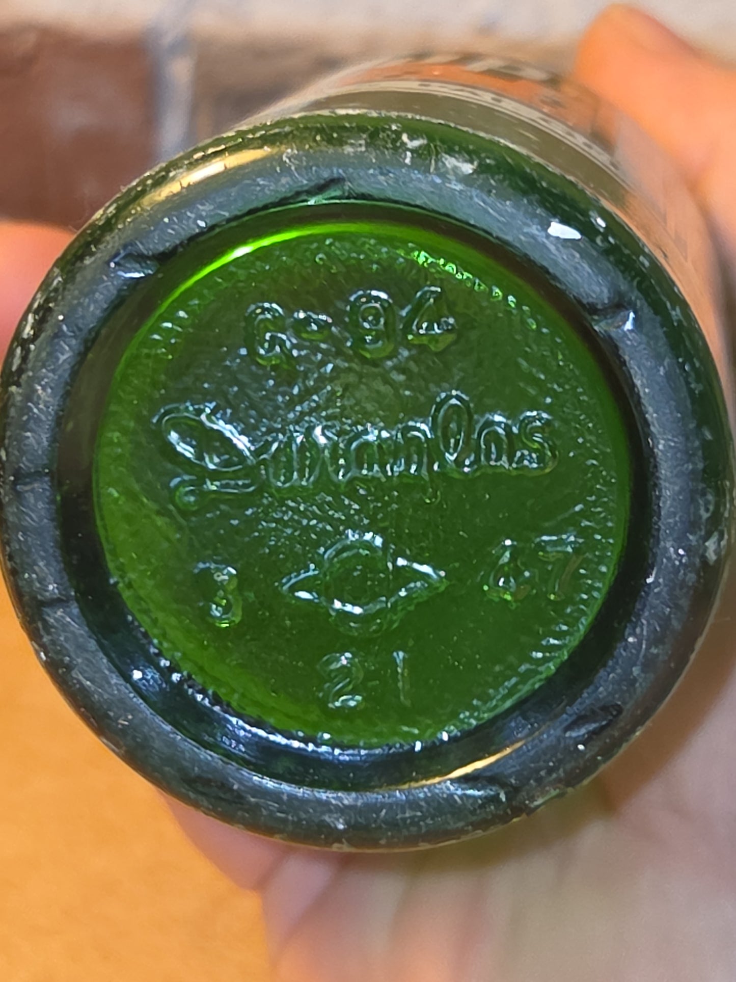 Vintage Soda Bottle 7-Up Bubbles & Swimsuit Lady Green Glass Lincoln vsb6l