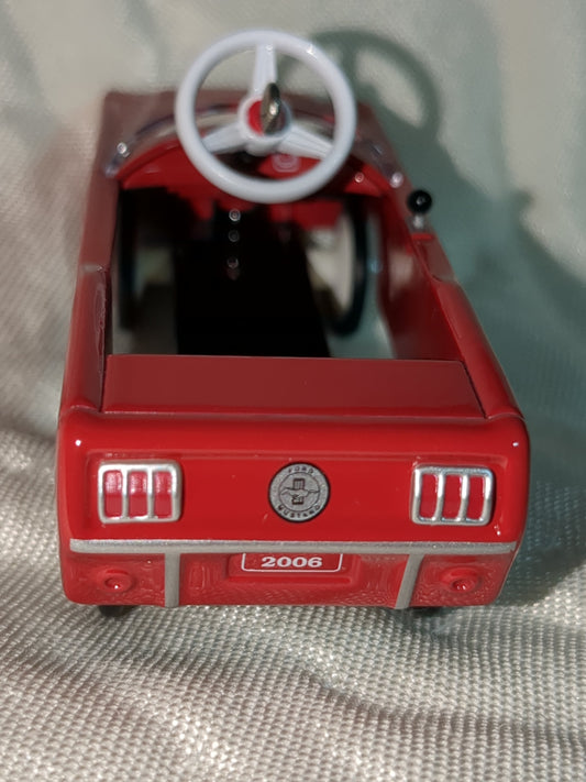 Hallmark 2006 ornament Ford mustang kiddie car HH410