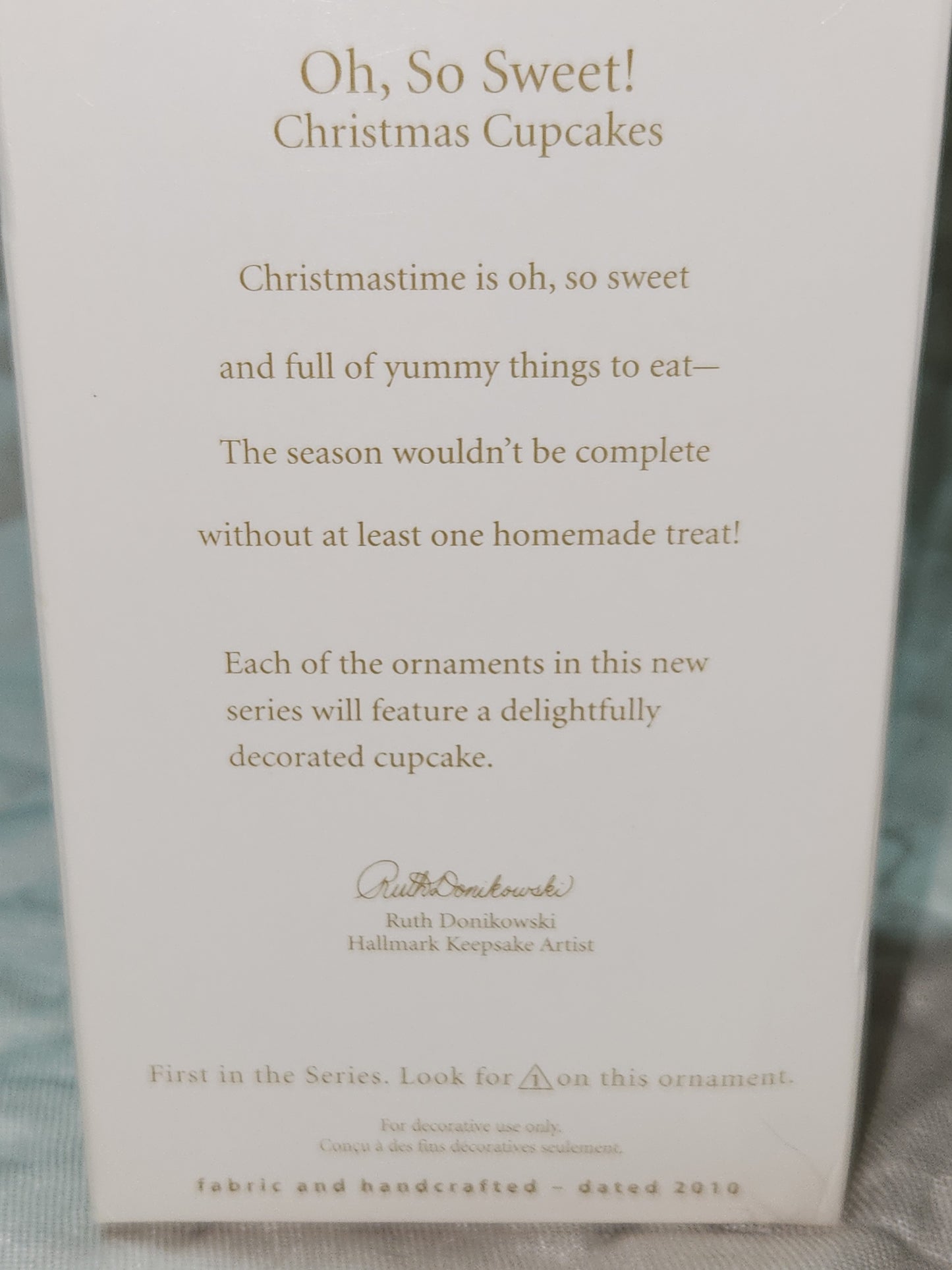 Hallmark Keepsake ornament 2010 Oh So Sweet! Christmas Cupcakes First in Series hoc1