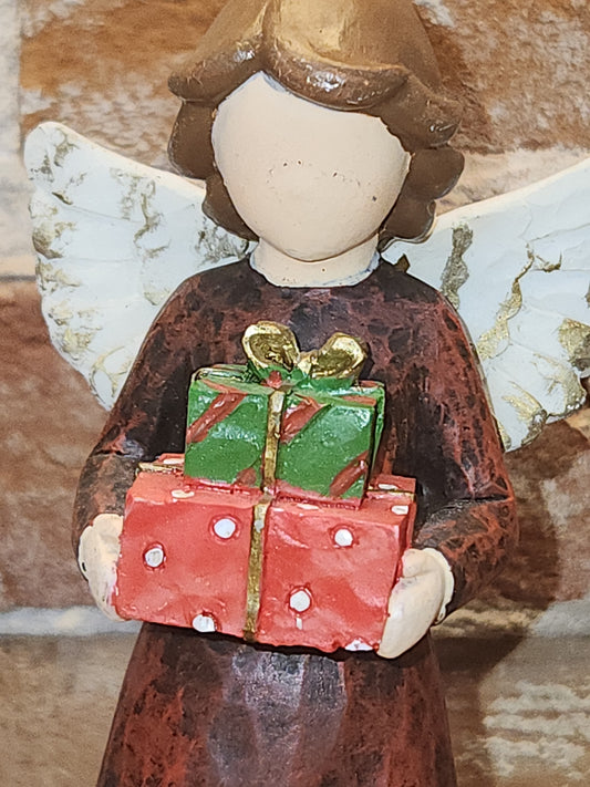 Christmas Angel Figurine Gifts Holly an21