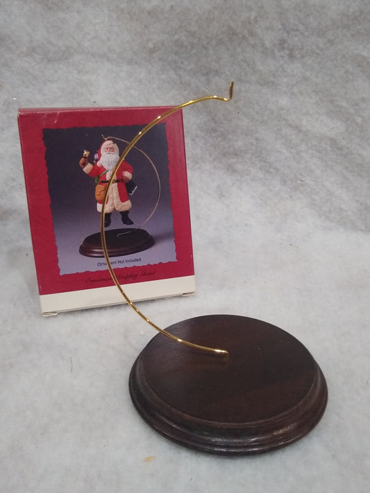 Vintage Hallmark Keepsake Ornament Display Stand Wood Base 1990 os54