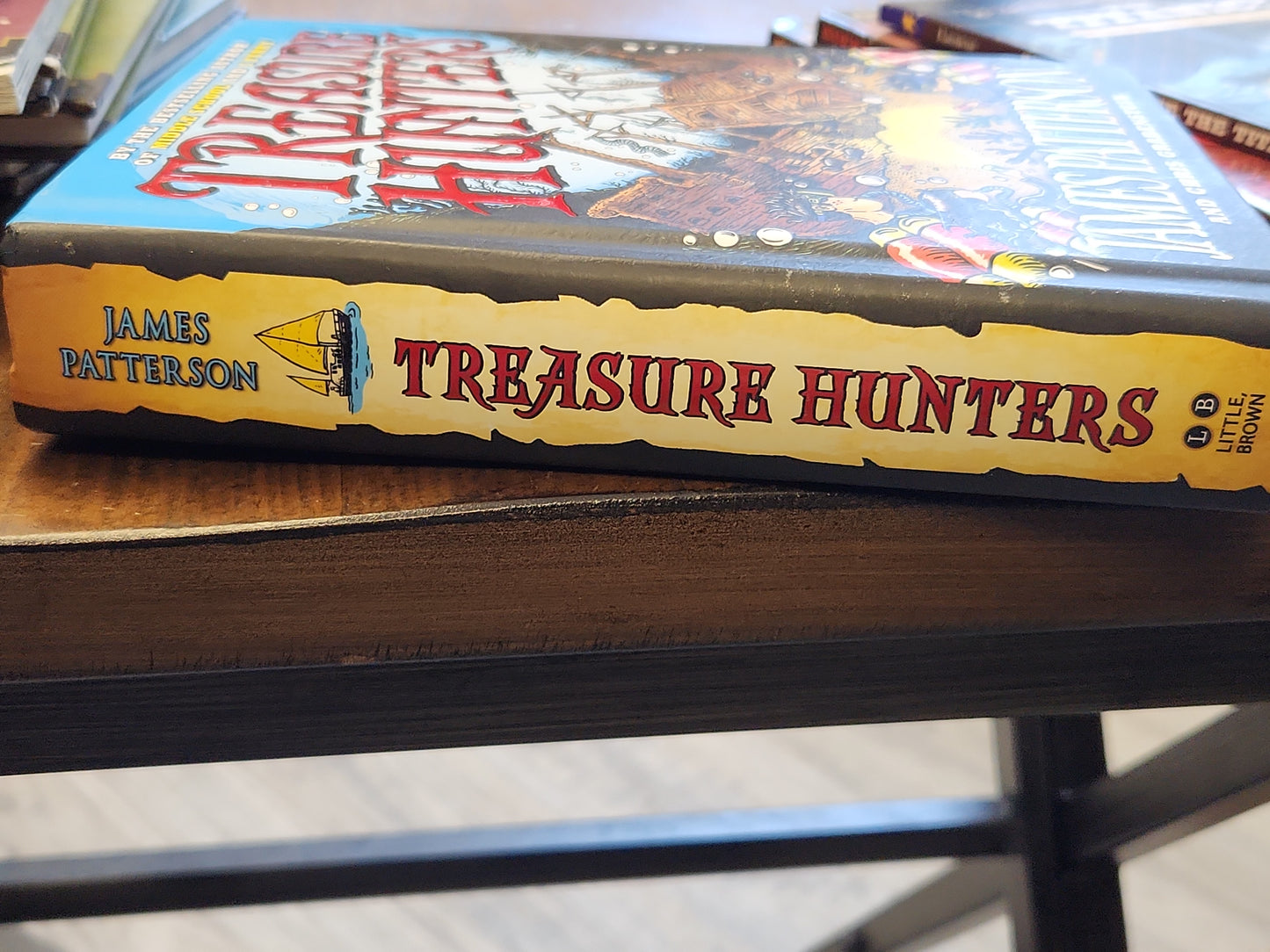 Treasure Hunters by James Patterson, Chris Grabenstein, Mark Shulman
