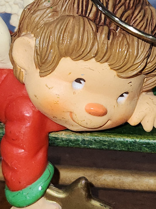 Vintage 1984 Hallmark Stocking Hanger Angel sh87