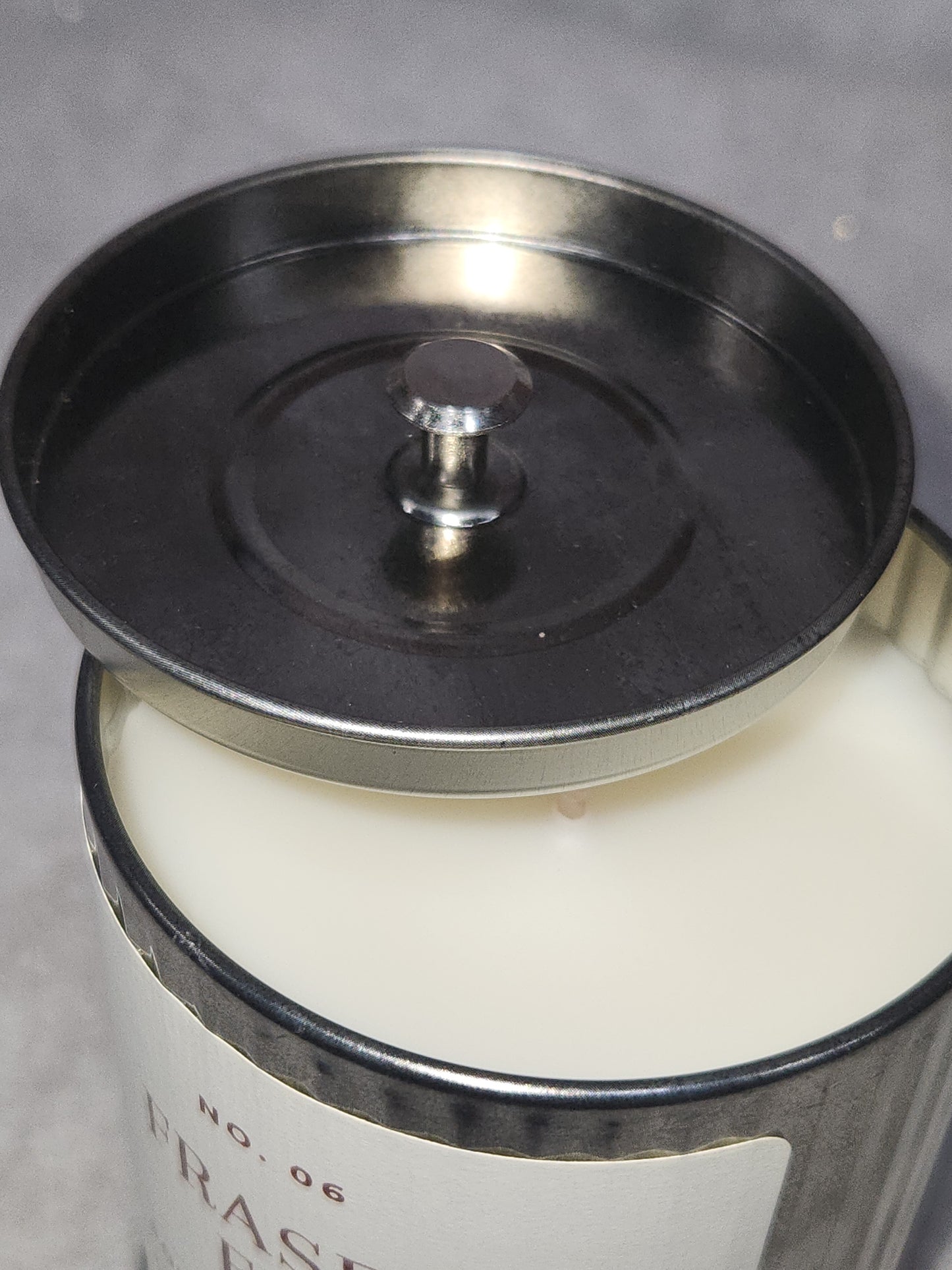 Home Accents 10 oz Soy Wax Candle Frasier Fir cff