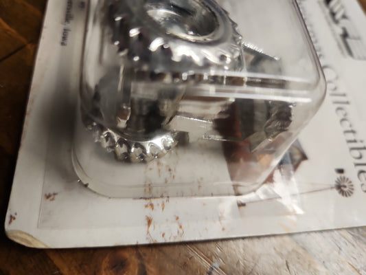 White Farm Equipment 1986 Field Boss 185 Farm Tractor 1/64 Christmas Ornament