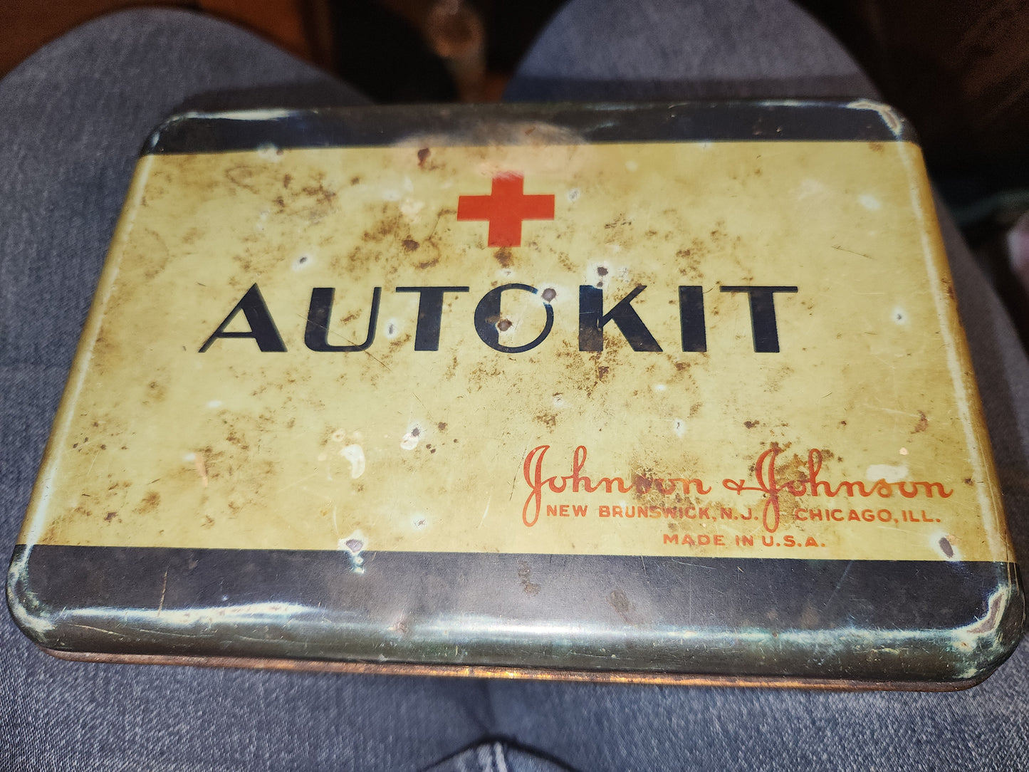 Vintage Antique Johnson & Johnson Tin Empty tin66