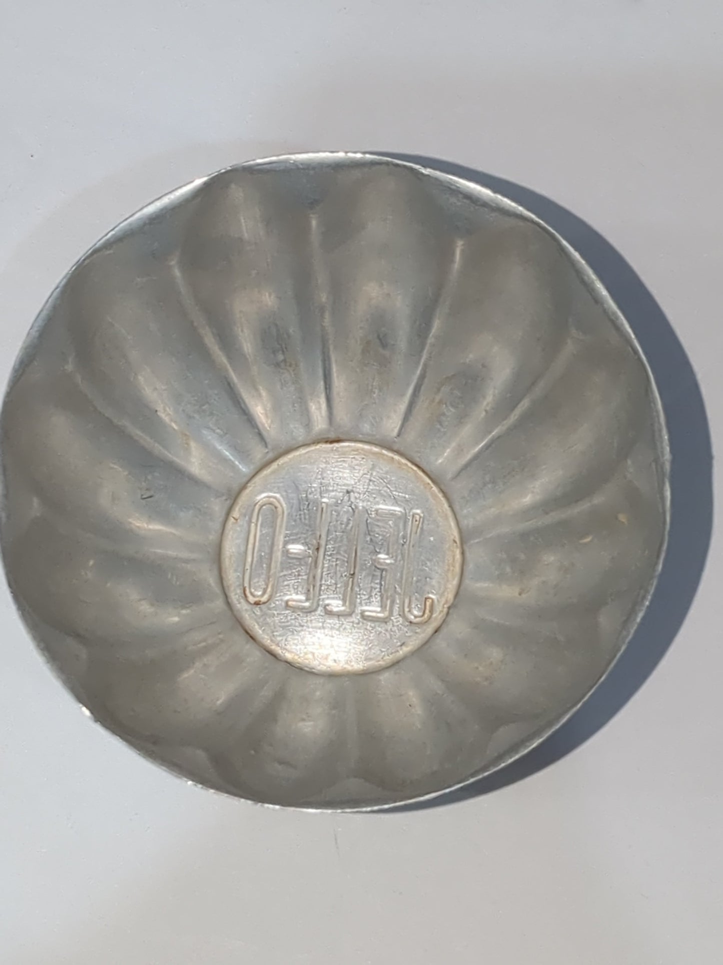 Vintage Jell-O Aluminum Molds Scalloped and fluted Cup set of 8 alu643