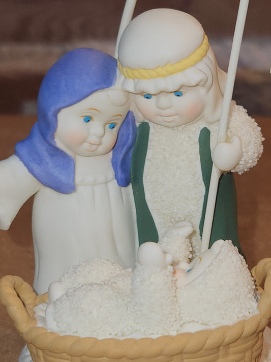 Department 56 Snowbabies A Star Shone Down Where He Lay Nativity Scene 2006 sb76