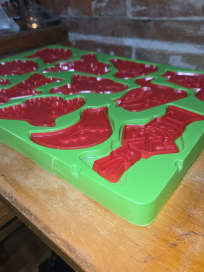 Vintage Collectible Cookie Cutters Kraft Kitchens The Twelve Days Of Christmas Plastic Cookie Cutters 1978 With Box cc76