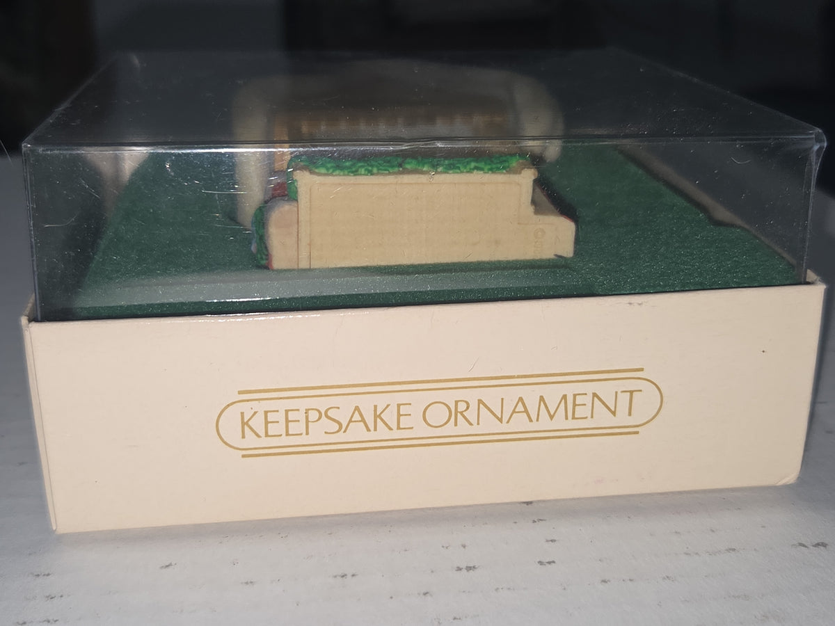 Vintage Hallmark Keepsake Ornament Workshop Santa's with Box 1982