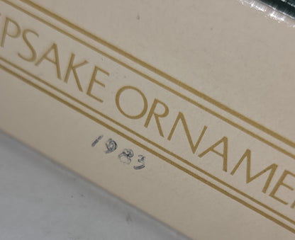 Vintage Hallmark Keepsake Ornament Workshop Santa's with Box 1982