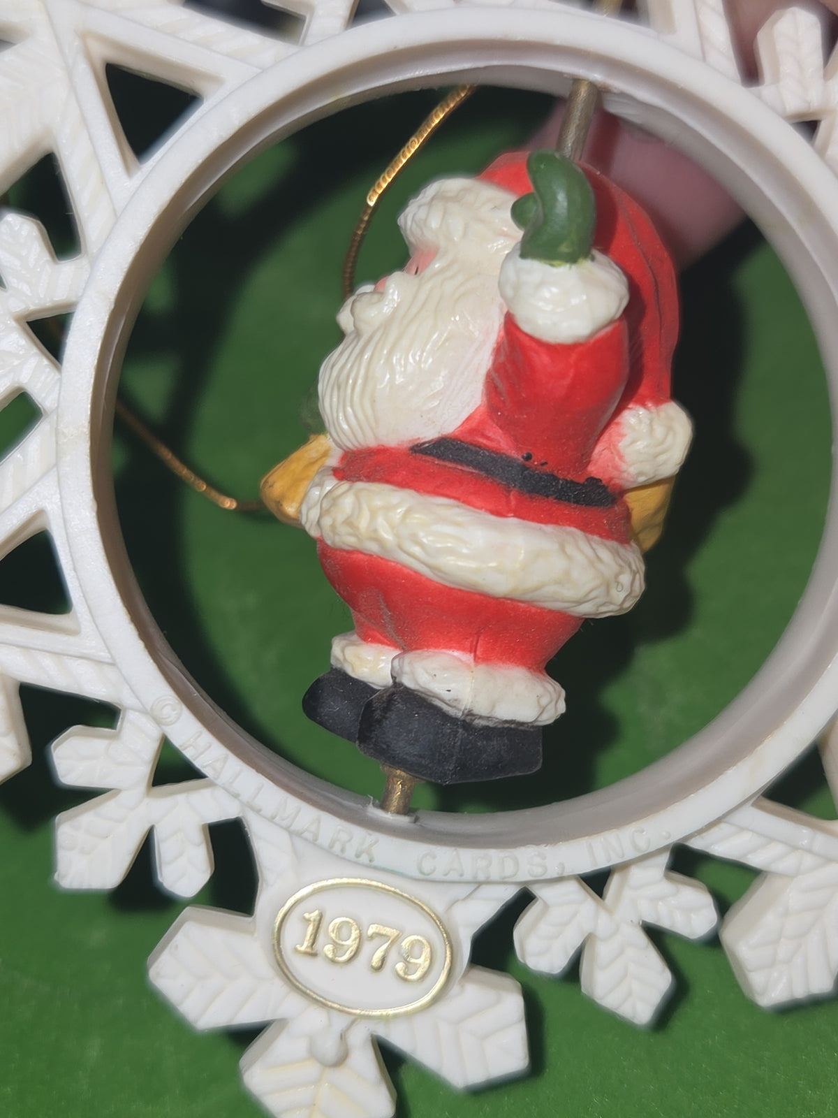 Vintage Hallmark Tree-Trimmer Collection Ornament Santa's Here Twirl-About Motion 1979 No Plastic Top