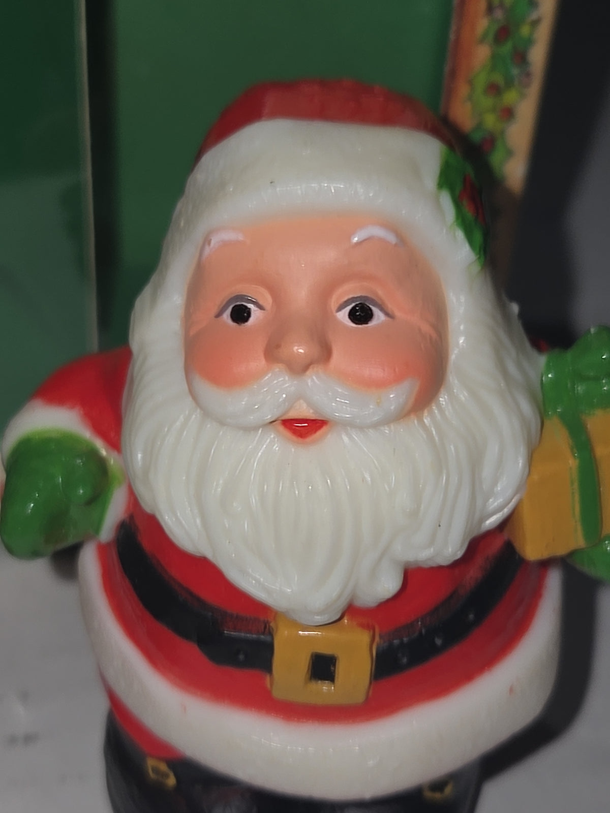 Vintage Hallmark Salt & Pepper Shakers Santa & Mrs Claus NIB in Box See Photos