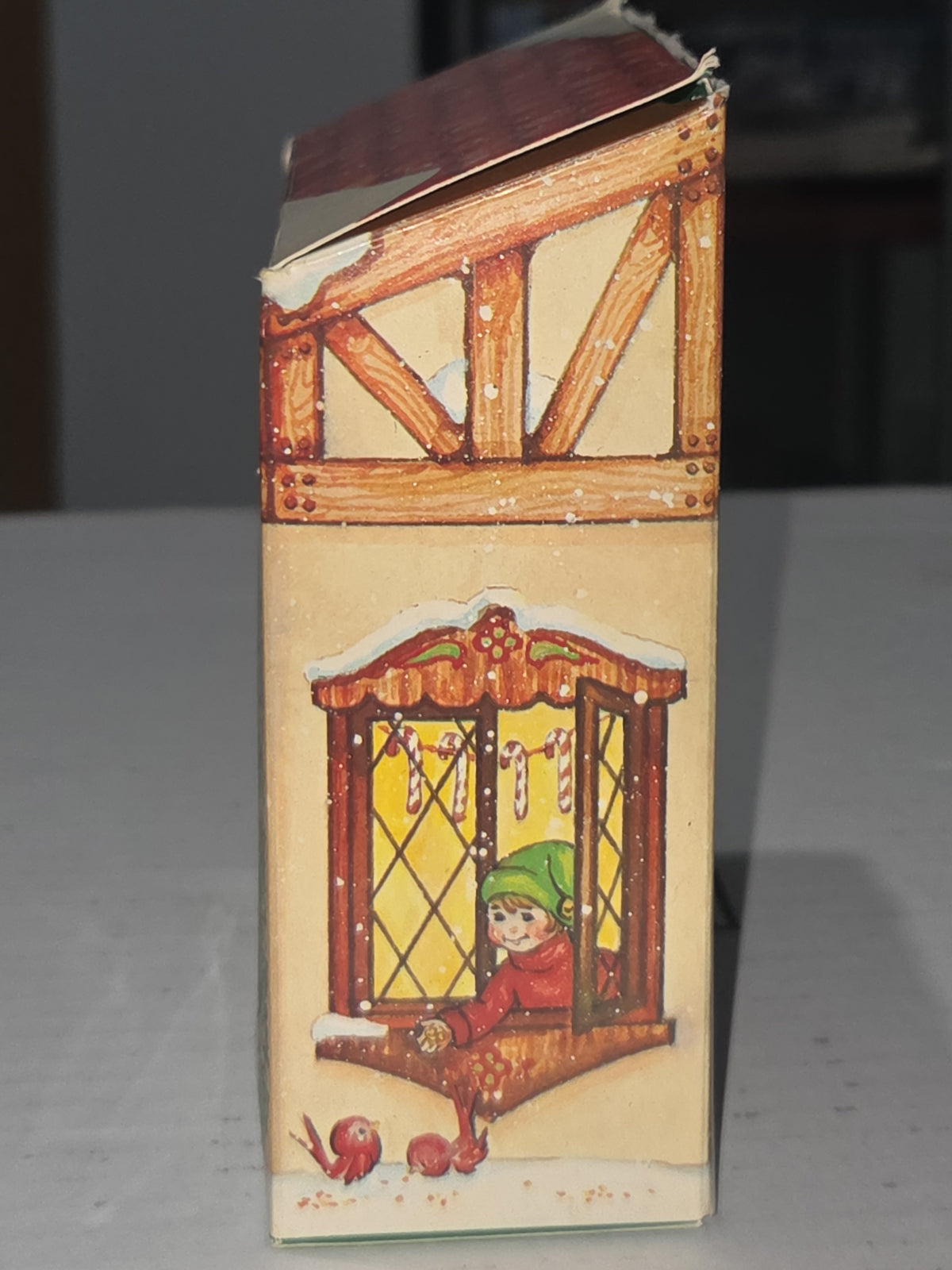 Vintage Hallmark Salt & Pepper Shakers Santa & Mrs Claus NIB in Box See Photos