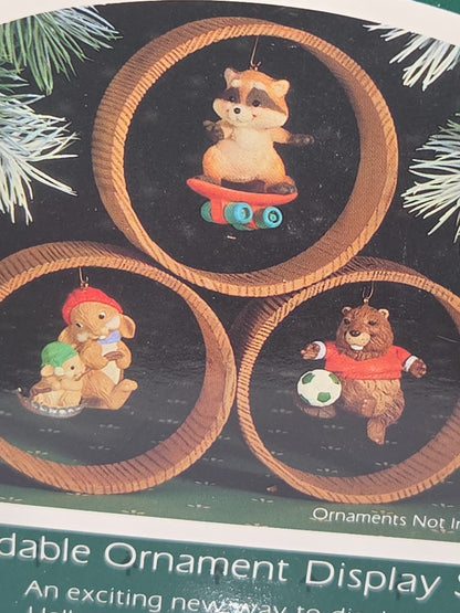 Vintage Hallmark Expandable Ornament Display Stand with 3 Rings NOS 1985