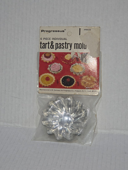 Vintage Fluted Tart Tin Baking Pans Made in West Germany Set of 6 NOS