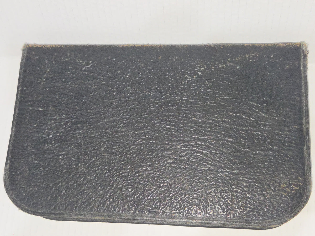 Vintage Men’s Grooming Travel Kit Toiletry Set Textured Leather