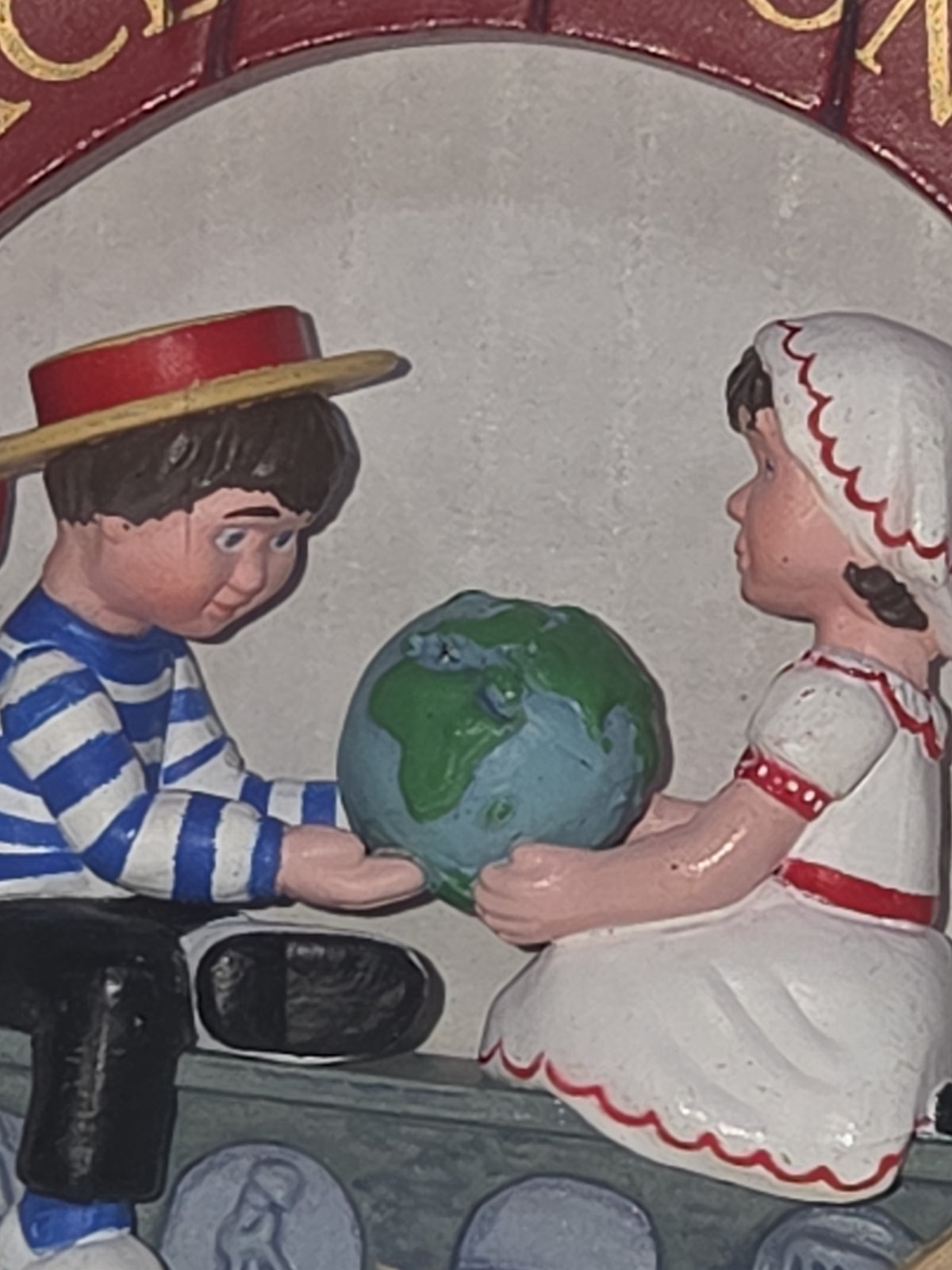Vintage Hallmark Keepsake Ornament Italy First in Peace on Earth Series 1991