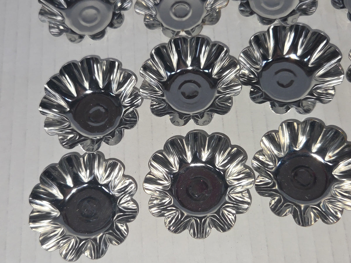 Vintage Miniture Tart Tins Aluminum Scalloped Fluted Baking Pan Mini Pie Set of 12