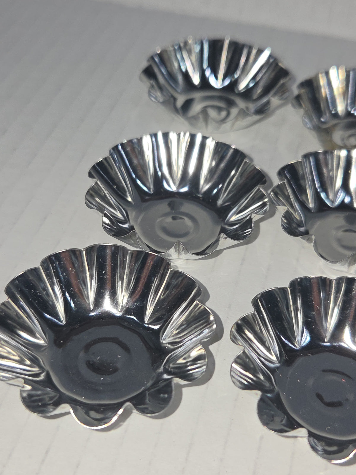 Vintage Miniture Tart Tins Aluminum Scalloped Fluted Baking Pan Mini Pie Set of 12