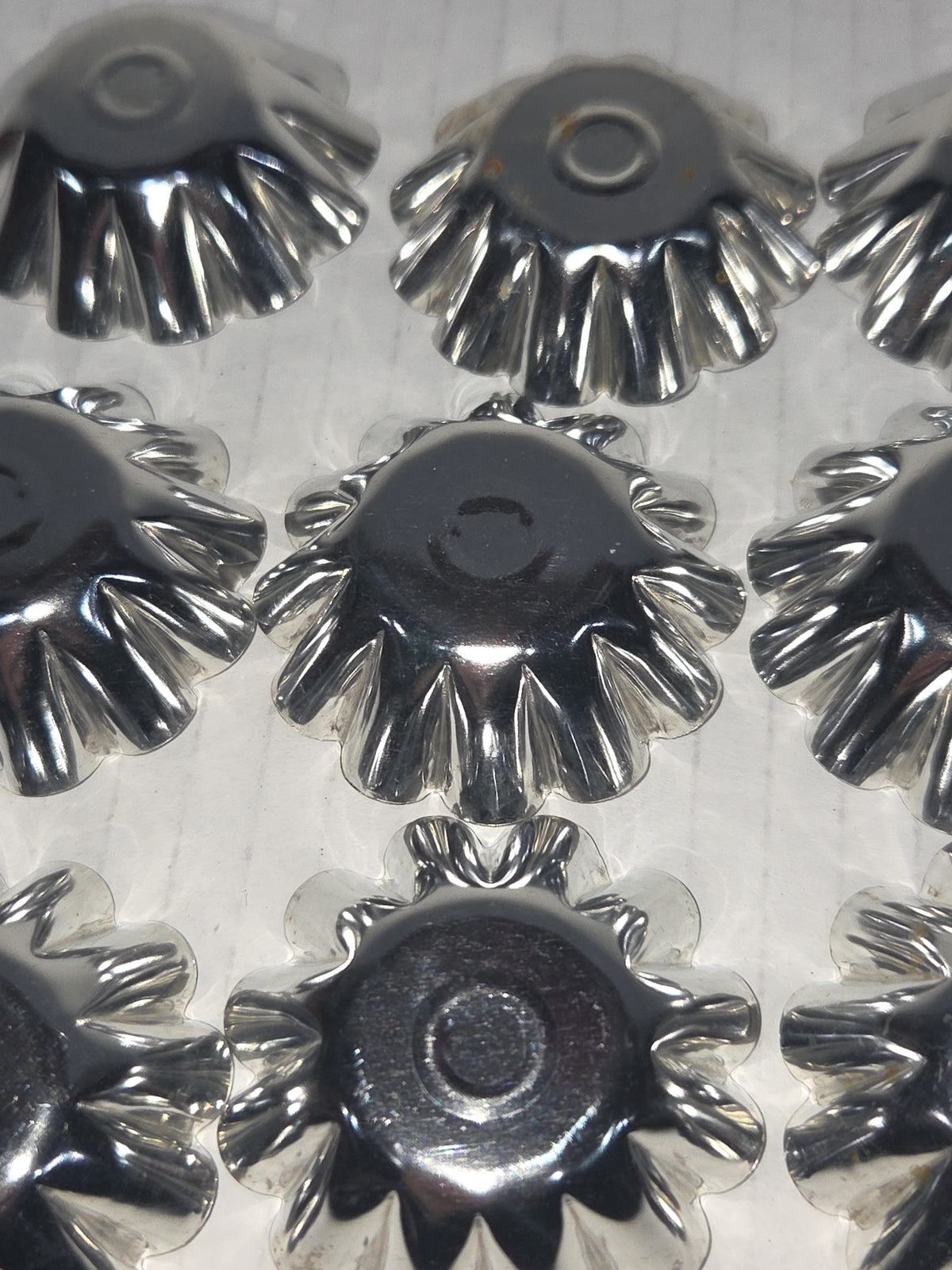 Vintage Miniture Tart Tins Aluminum Scalloped Fluted Baking Pan Mini Pie Set of 12