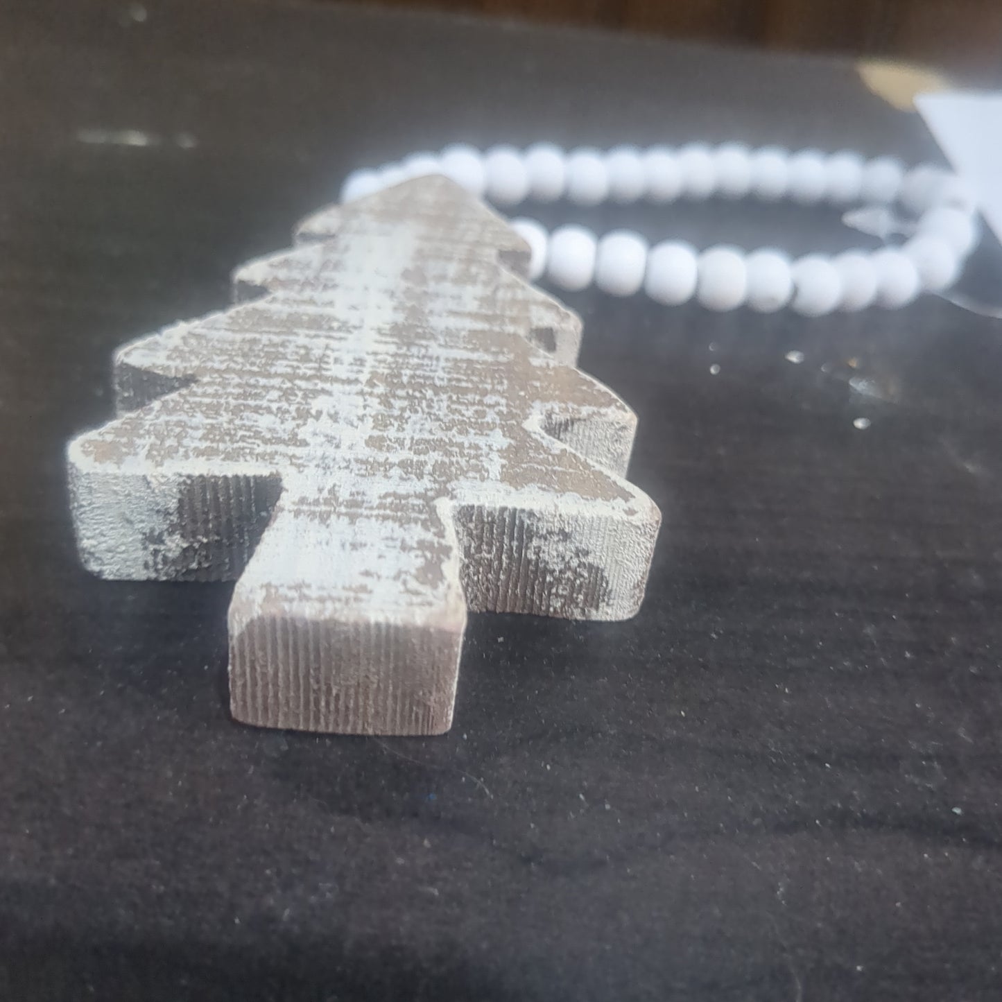 Distressed Wooden Tree Beaded Ornament dw1