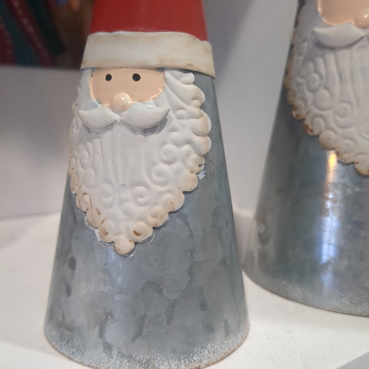 Galvanized Metal Cone Santa Table Pieces sa6