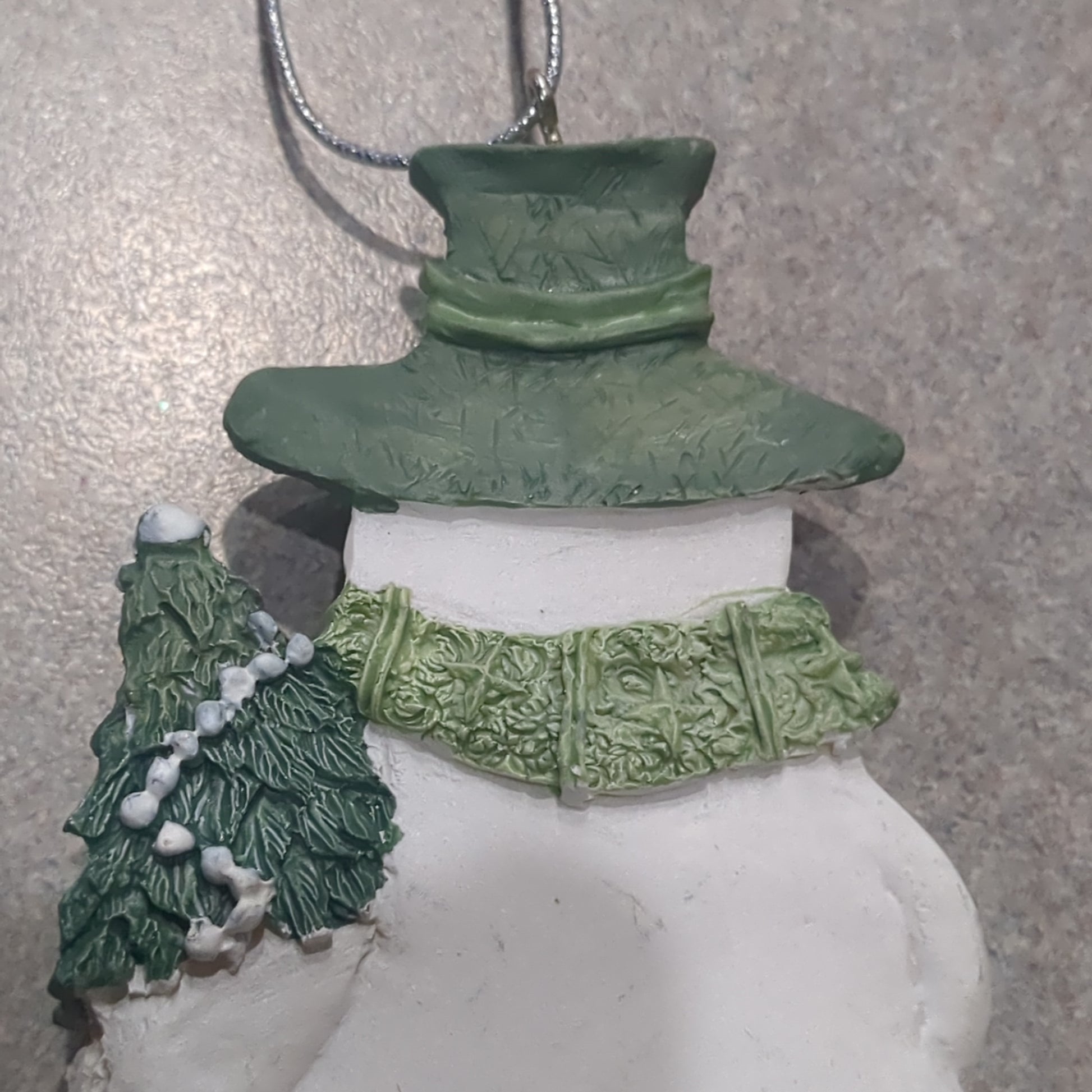 Polycrylic snowman ornament with tree and teddy bear CLEARANCE Og3