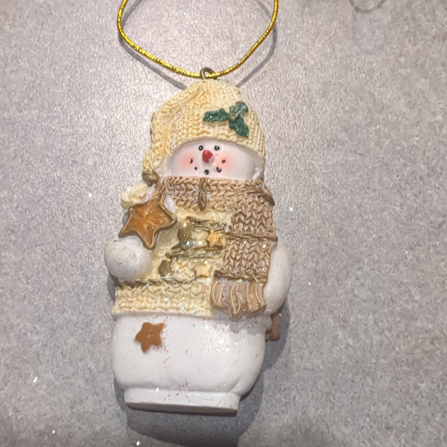 Polyacrylic snowman ornament with star yellow CLEARANCE OY4
