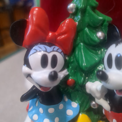 Sh5 Mickey and Minnie stocking holder