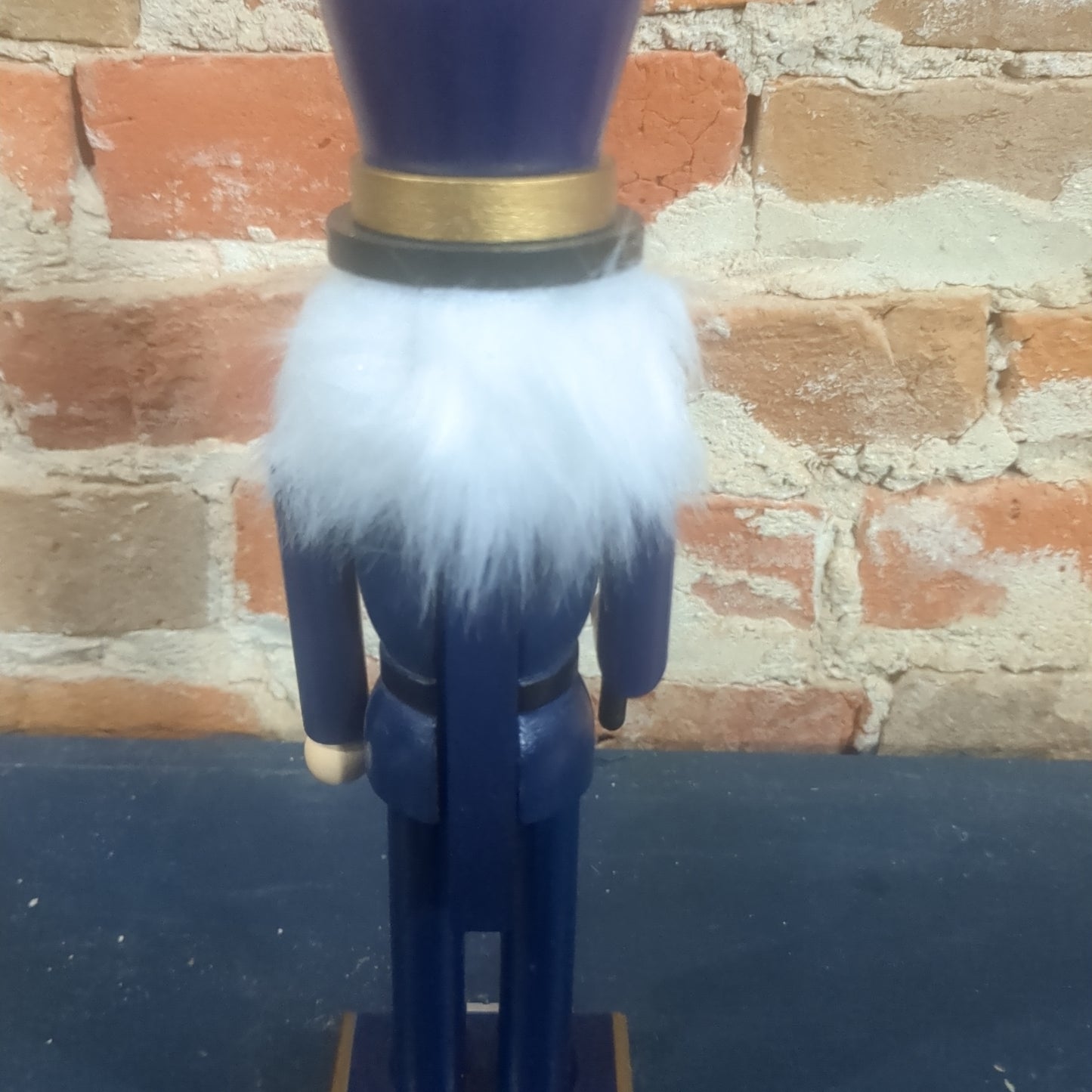 Nutcracker Police Policeman NC9