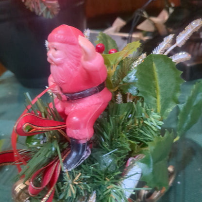 Vintage Plastic Santa and Sleigh Blow Mold vs9
