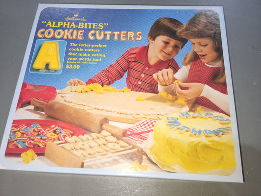 Vintage Collectible Cookie Cutter Hallmark Alpha-bites Letters UNUSED