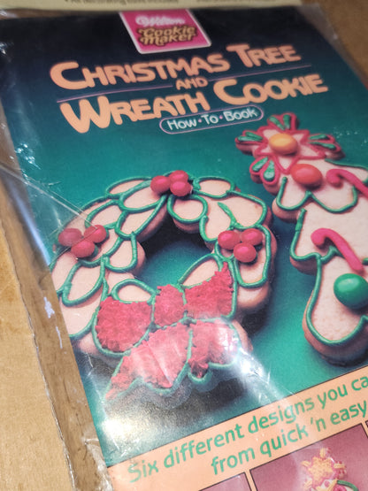 Vintage Cookie Cutters Wilton Chrismas Tree and Wreath Cookie NOS in Original Packaging