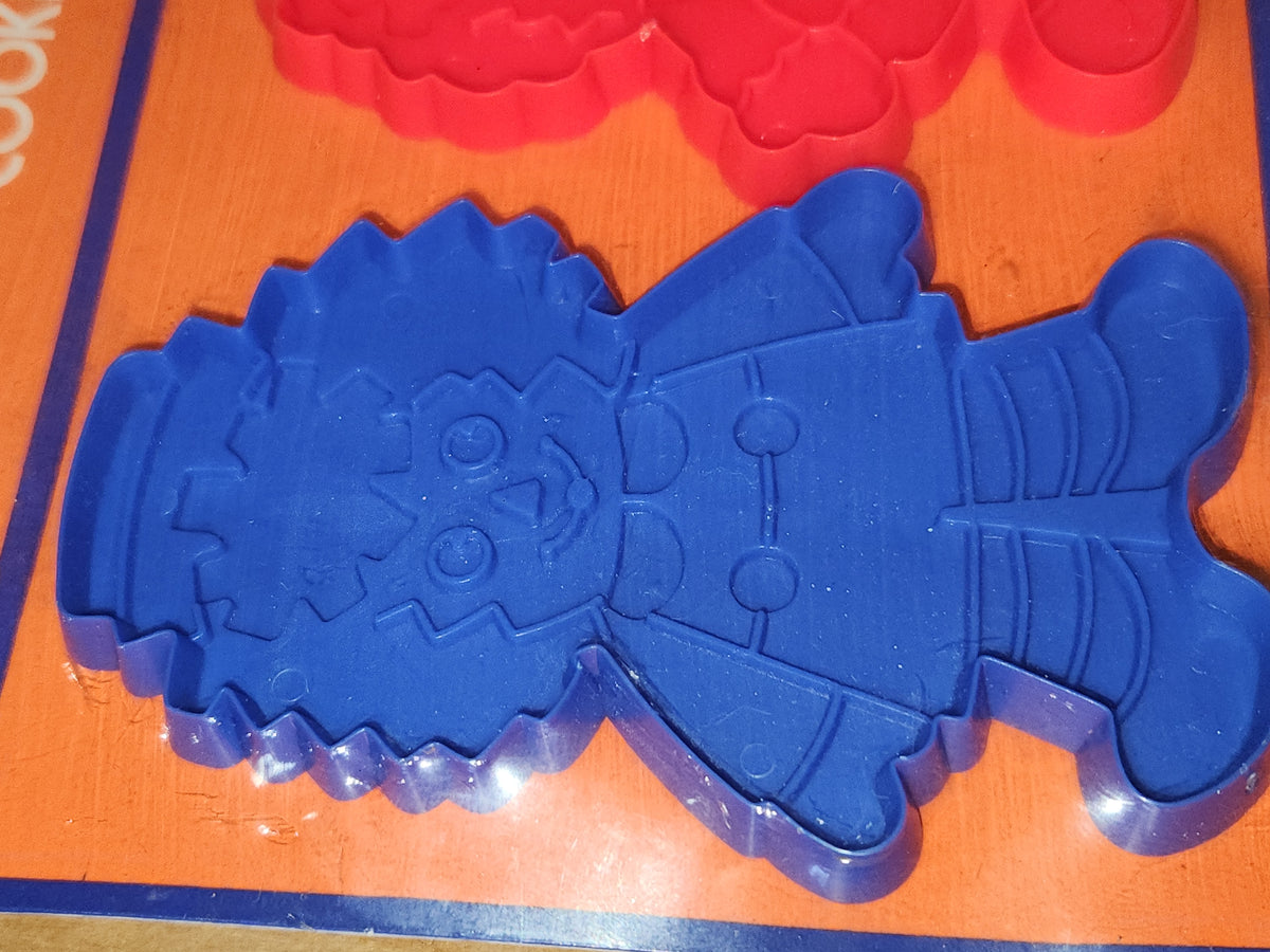 Vintage Collectible Cookie Cutter Hallmark Raggedy Ann & Andy 4 1/2"