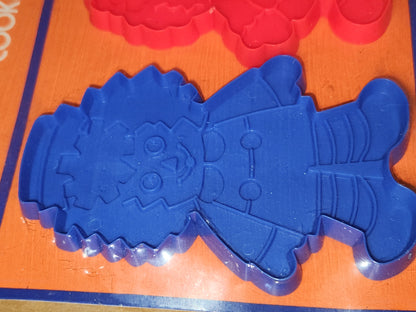 Vintage Collectible Cookie Cutter Hallmark Raggedy Ann & Andy 4 1/2"
