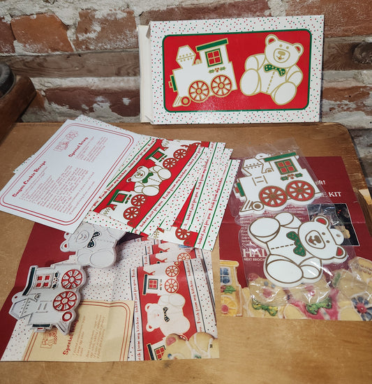 Vintage Cookie Cutter Set Avon Holiday Cookie Kit 1983 NOS Unused