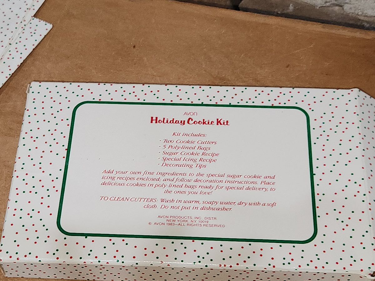 Vintage Cookie Cutter Set Avon Holiday Cookie Kit 1983 NOS Unused