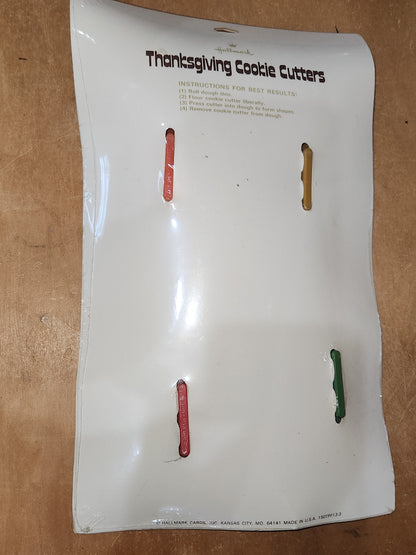 Vintage Collectible Cookie Cutter Hallmark Thanksgiving NOS