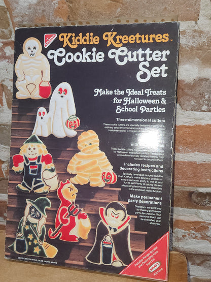 Vintage Cookie Cutters Kraft Kitchens Kiddy Kreetures Halloween With Box