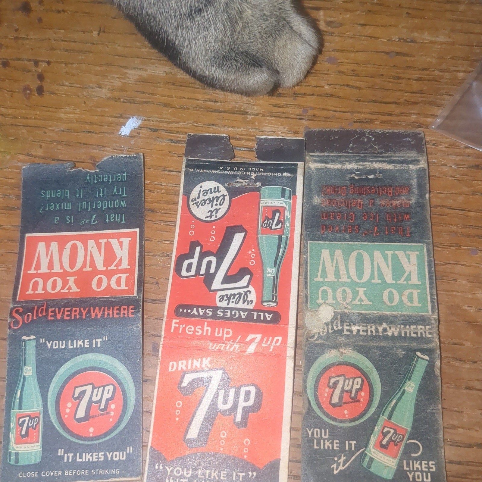 Vintage 7Up matchbook covers AS IS m41