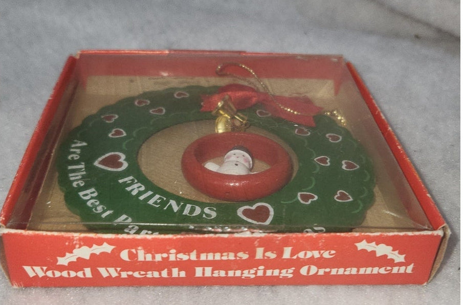 Vintage Giftco Wood Wreath Christmas Ornament Snowman friends