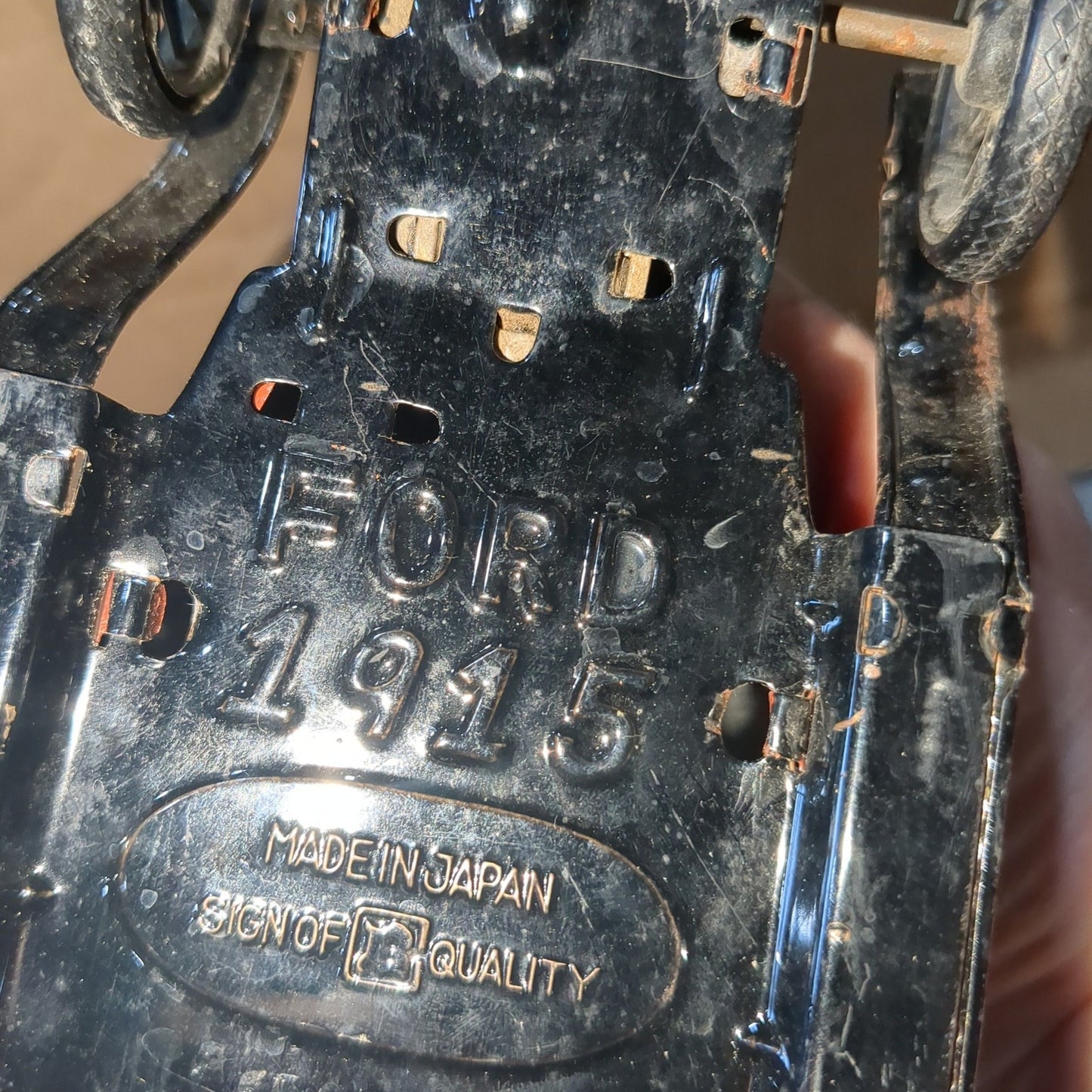 vintage Bandai 1915 Ford tin friction car