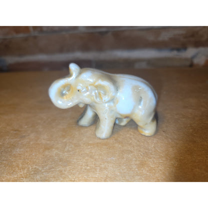 Vintage Elephant Figurine Made in Japan el9