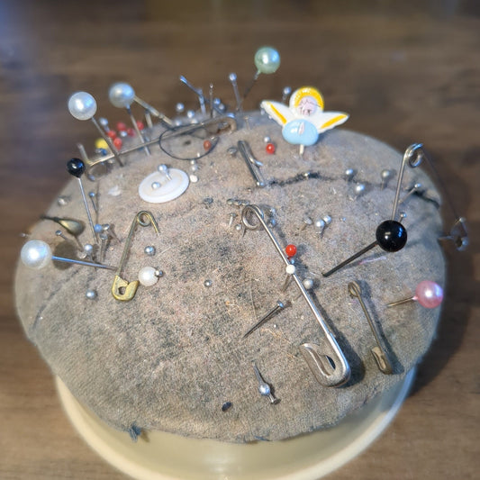 Vintage Celluloid Pin Cushion will Include the Pins cl09