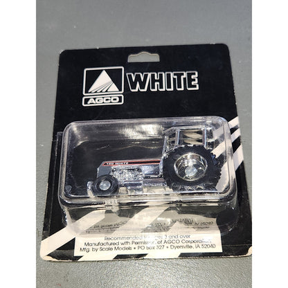 AGCO Farm Equipment 1992 160 White Farm Tractor 1/64 Christmas Ornament co41
